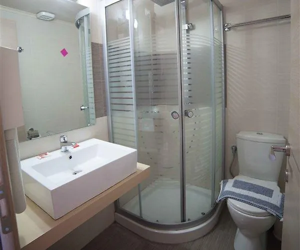 Marilyn Ξενοδοχείο με διαμερίσματα 4*