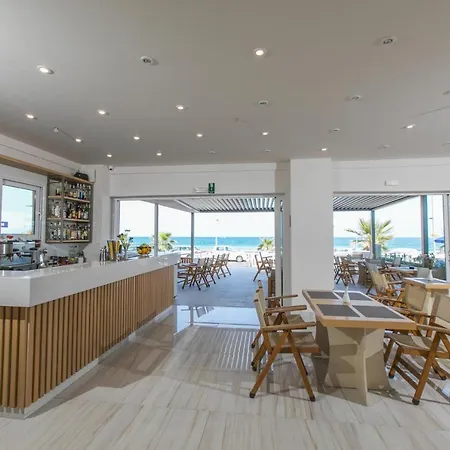 아파트호텔 Marilyn 4*