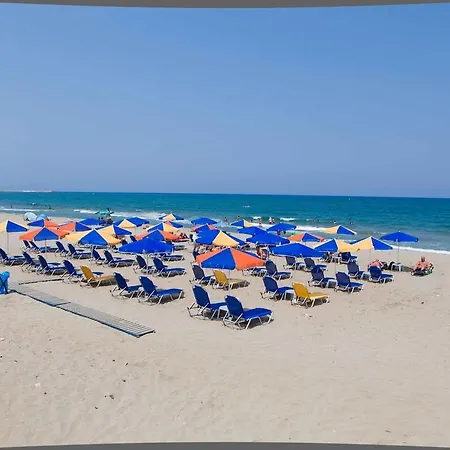 Marilyn 아파트호텔 레팀노